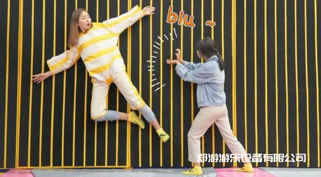 網(wǎng)紅游樂(lè )設備——網(wǎng)紅蹦床！